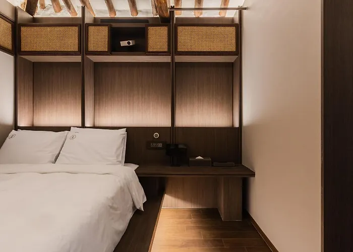 Apartamento Luxury Hanok Warm Hearth - East Seúl