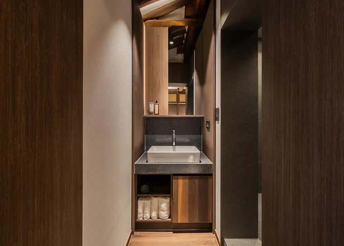 Luxury Hanok Warm Hearth - East Seúl